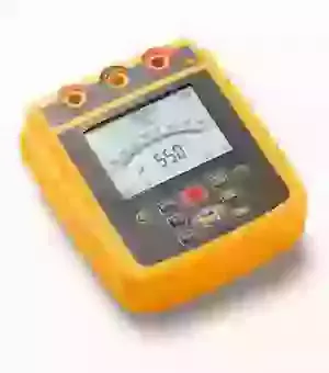 Fluke 1537 Insulation Tester